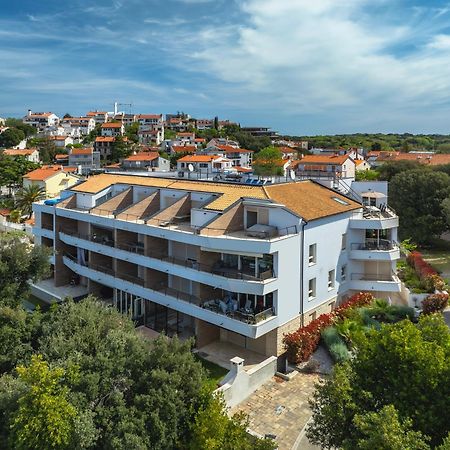 Apartment Klara Pjescana Uvala Exteriér fotografie